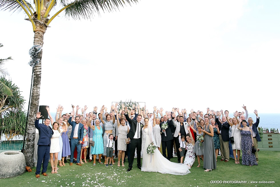 Axioo: The Infinite Garden of Love